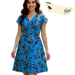 Yumi London Floral Faux Wrap Dress Blue Short Sleeve Women's 8 Fit & Flare Flirt